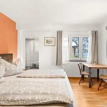 Apartment Lakeside 1 *